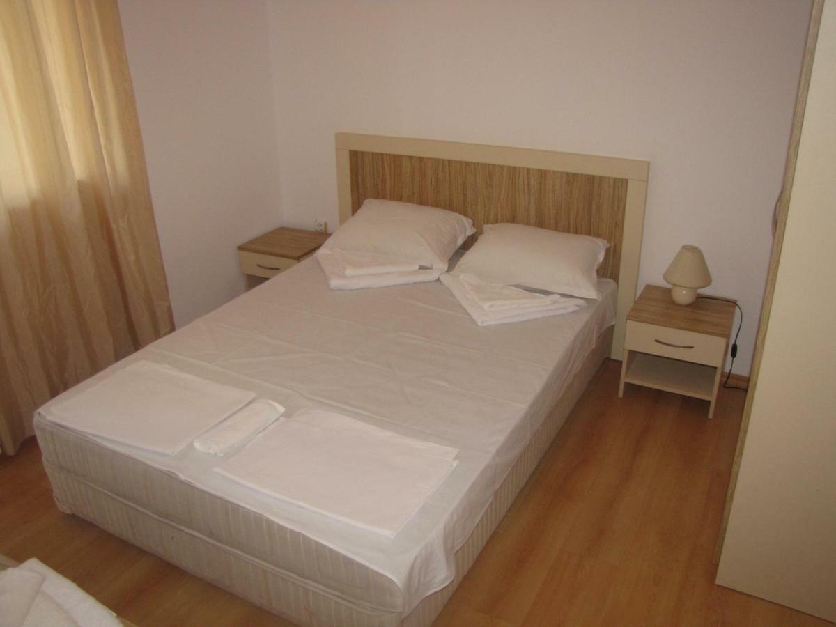 Guest Apartments Salena Slantschew brjag Exterior foto